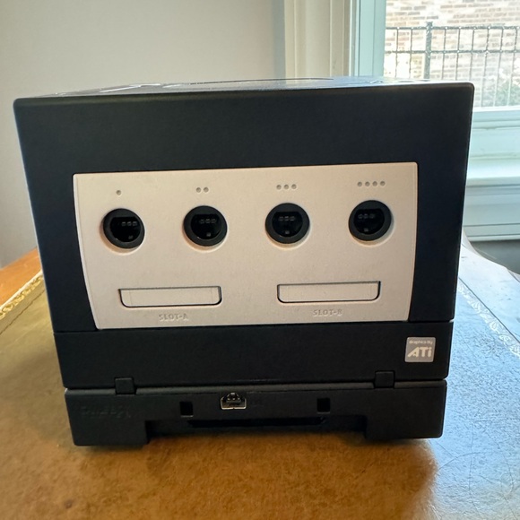 Nintendo GameCube Console in Black with Cables and Controller - Picture 4 of 8